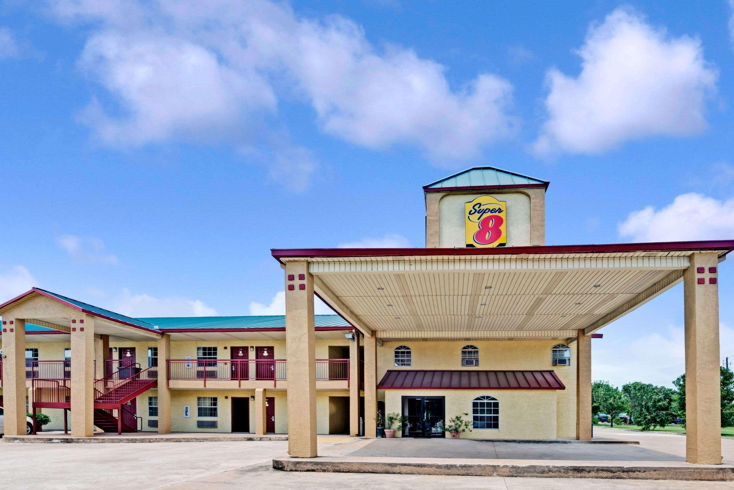 Super 8 By Wyndham Dallas South Ngoại thất bức ảnh